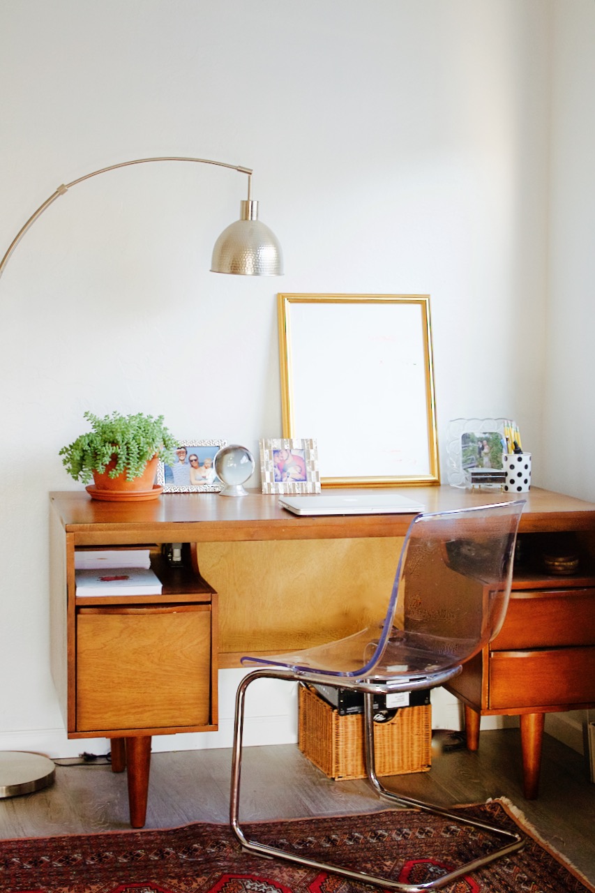 retro midcentury arc lamp
