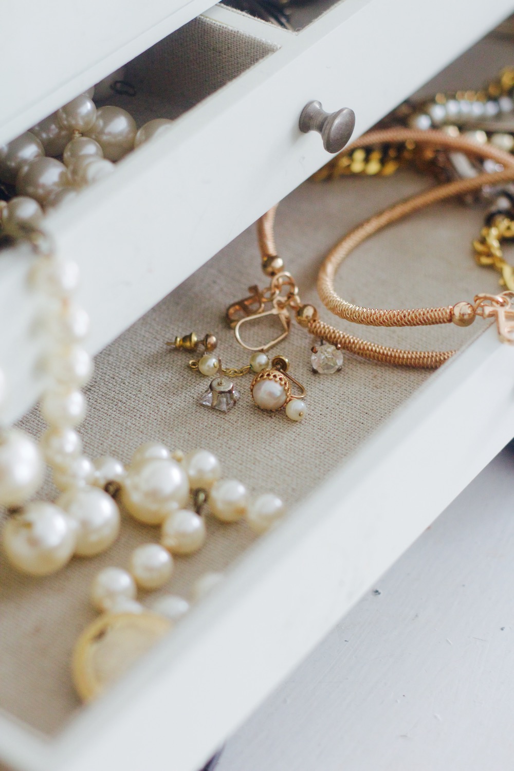 pearls in vanity